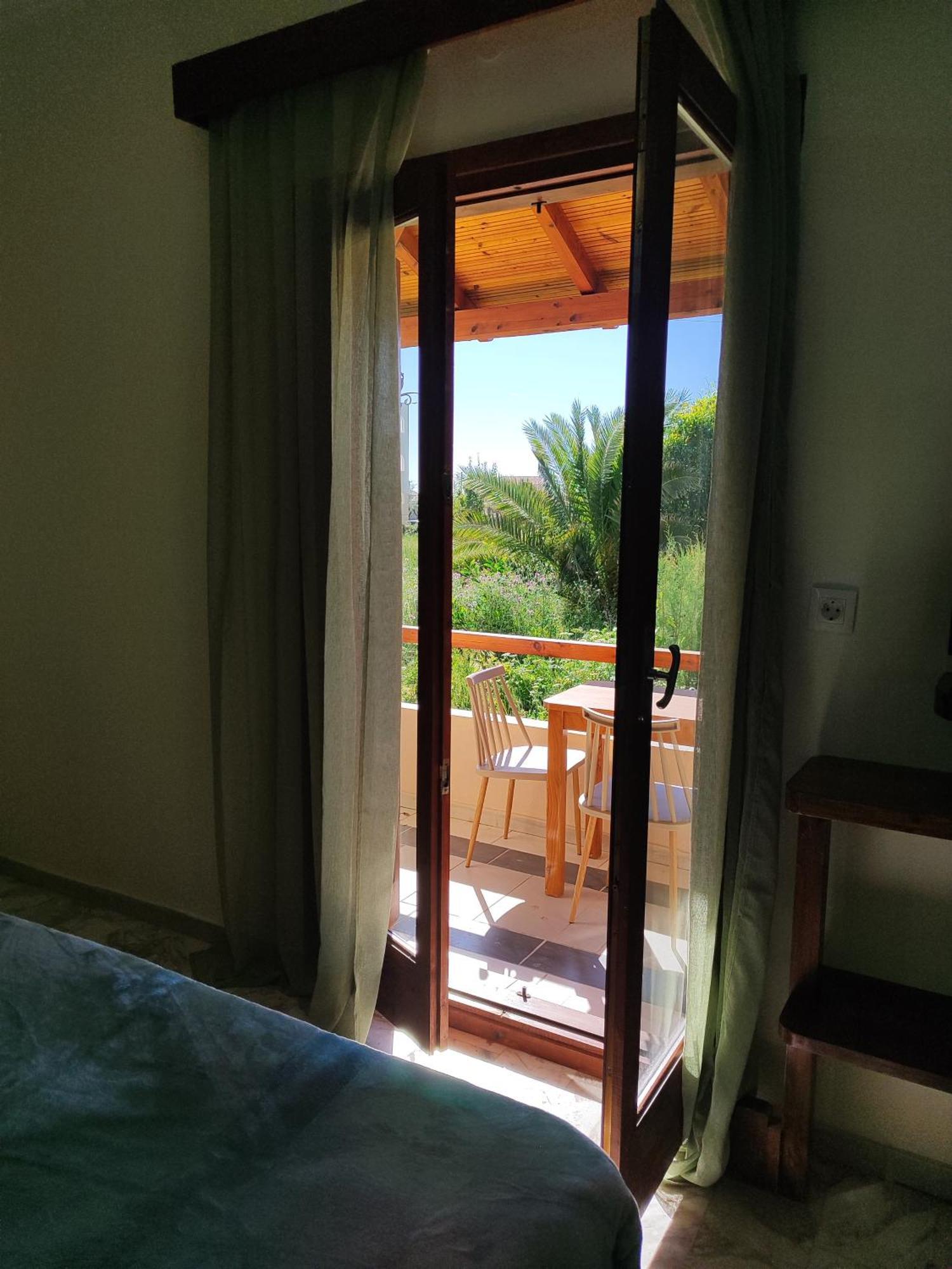 Electra's Seaside Apartment Agios Georgios (Corfu)
